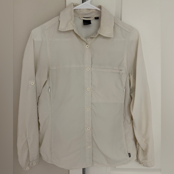 REI Long Sleeve Button Down Hiking Shirt with Ventilation Pockets, Small - Picture 1 of 10
